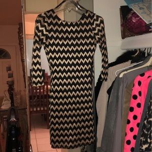 PERFECT FOR NYE DRESS! Black and gold forever 21 midi dress